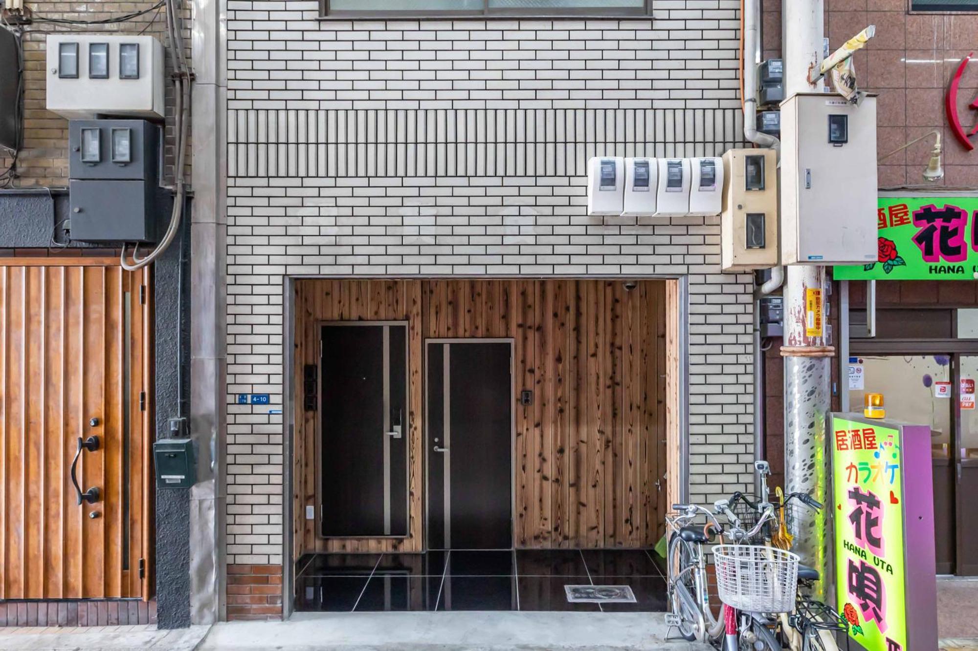 Art Shinsekai Minami メゾネット Apartemen