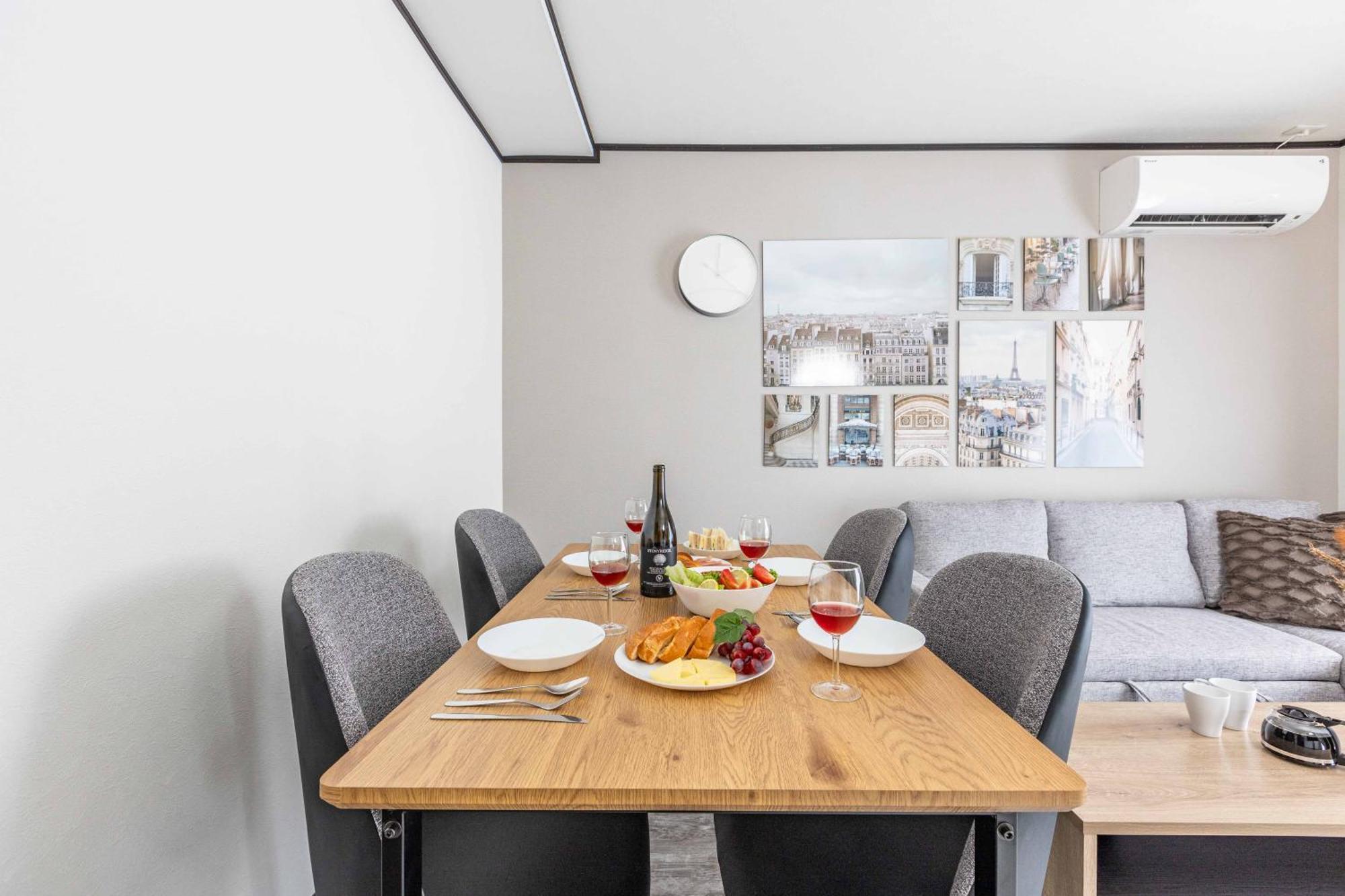 Apartemen Art Shinsekai Minami メゾネット Osaka